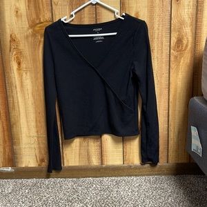 Black Long Sleeve Crop Top
